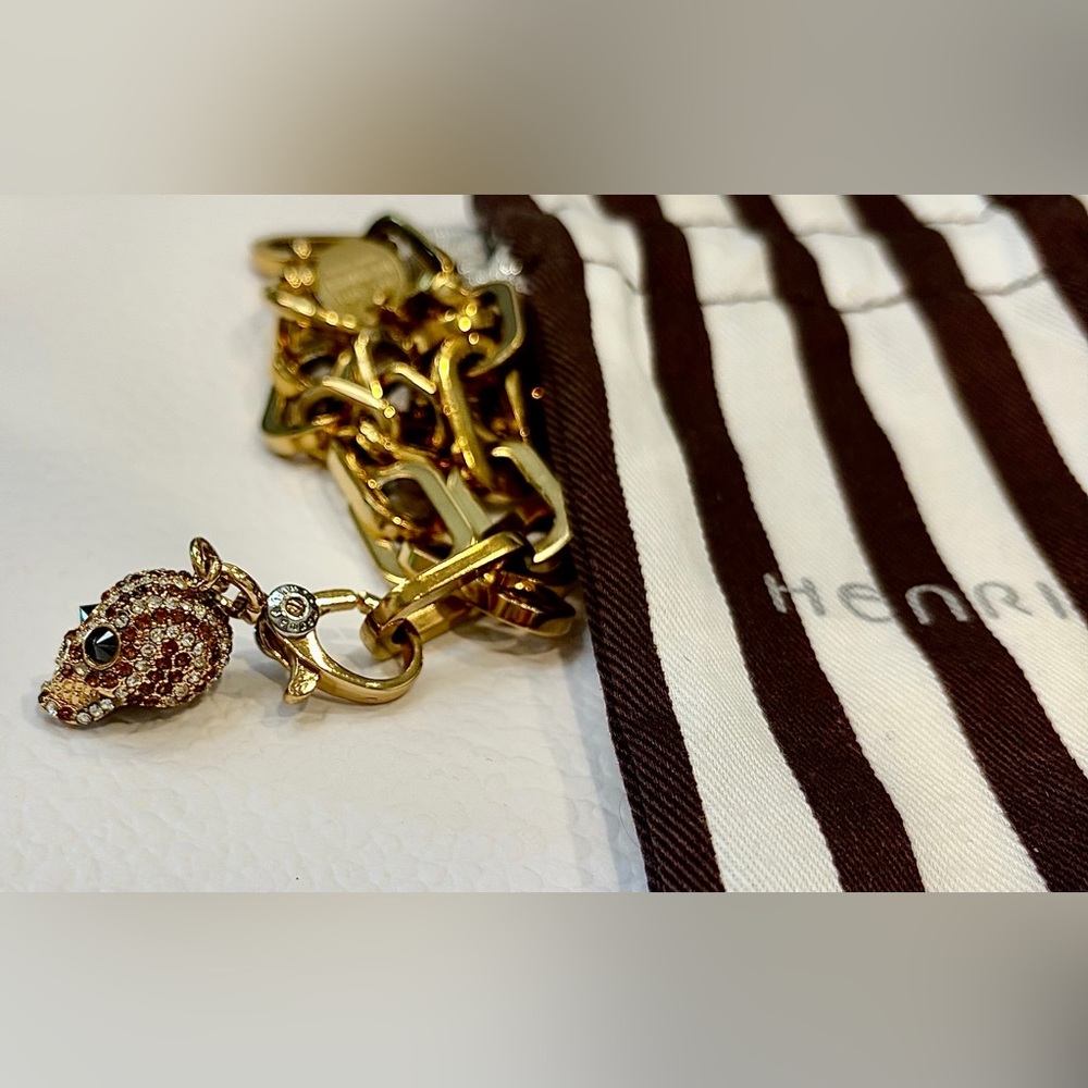 RARE EUC HENRI BENDEL SKULL BRACELET GOLD TONED CHUNKY CHAIN CRYSTAL SKULL CHARM - Picture 7 of 11